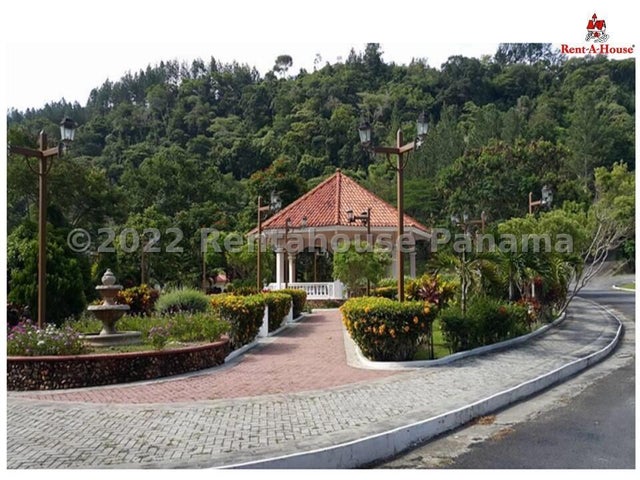 Commercial Property for Sale in Sora Panamá Province 07032